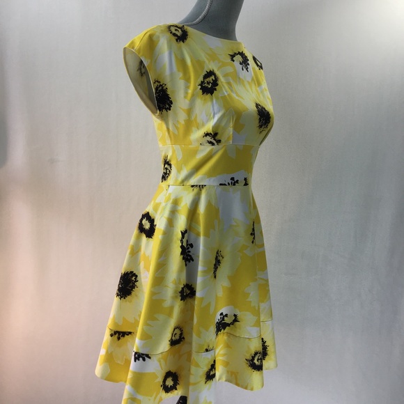SOLD❣️❣️❣️KATE SPADE Sunny Daisy Fiorella Dress. - Picture 3 of 7